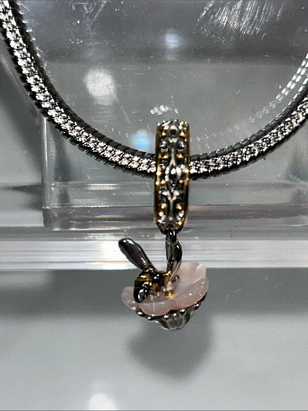 NWOT Gems En Vogue Palladium 18k Accent Gemstone Flower & Honey Bee Euro Charm